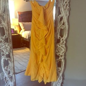 BNWT- size 6, medium , past the knee women dress